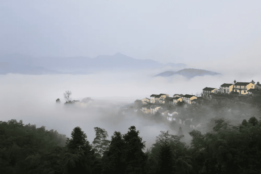 徽州传统民居有什么建筑文化特点？错落有致的徽州民居