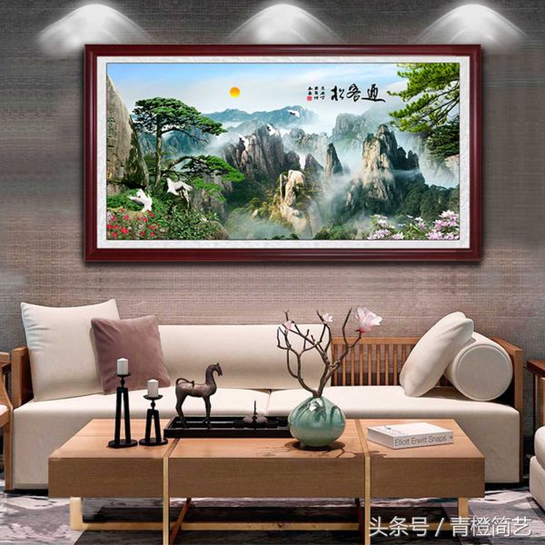 迎客松的寓意是什么，家居装饰画中迎客松代表什么含义