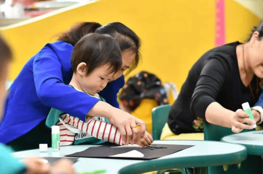 学前教育和小学教育的区别，哪个就业前景更好？