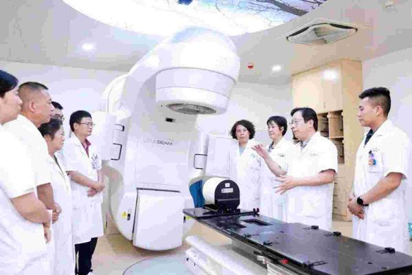 放疗和化疗有什么区别？放疗和化疗有哪些不同?