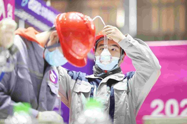 职中高考和高中高考有什么区别，职高的高考和普高高考一样吗？