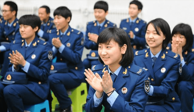 高中生当兵和大学生当兵有什么区别，有这“8大”区别