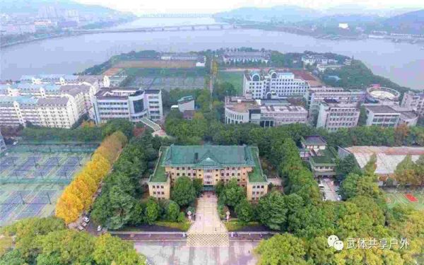 中国十大体育类大学排名(中国十大名牌体育学院)