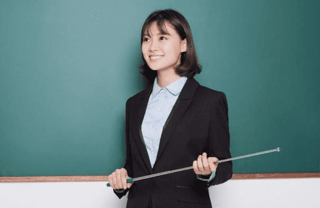 女生未来就业前景最好的十大专业(适合女生报考的10大专业)