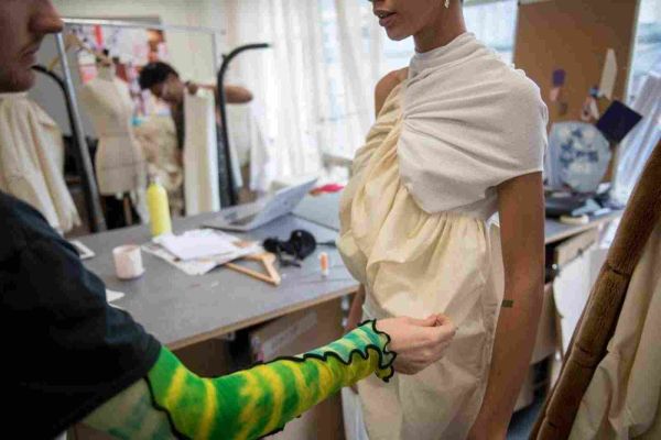 世界十大服装设计大学，世界上最好的服装设计学校盘点