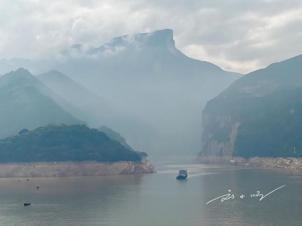 10元背面的风景是哪里，就在重庆市的这个县