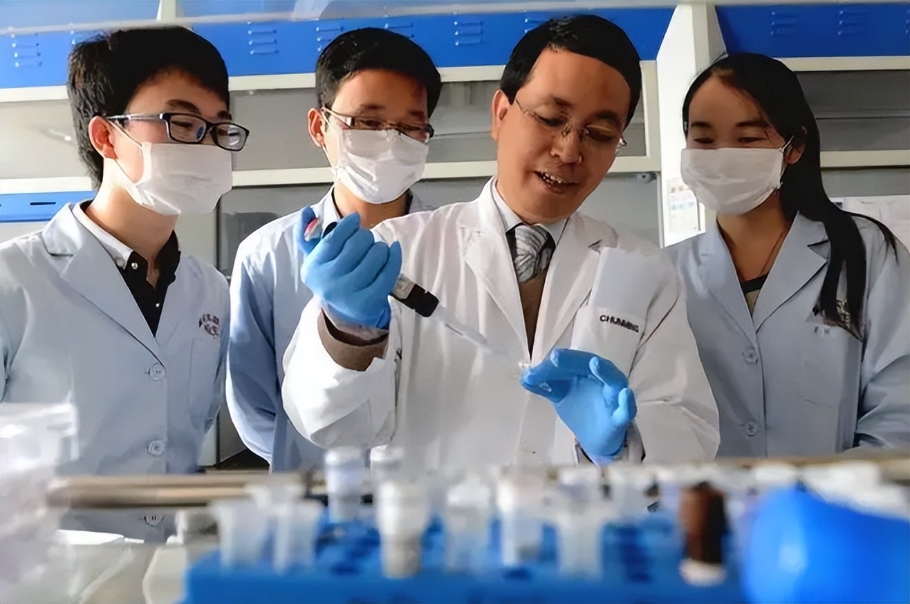 医学系最好的大学排名（国内顶尖医学院排行榜）