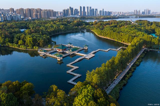 湖北省十大湖泊排名（湖北10大绝美湖泊）