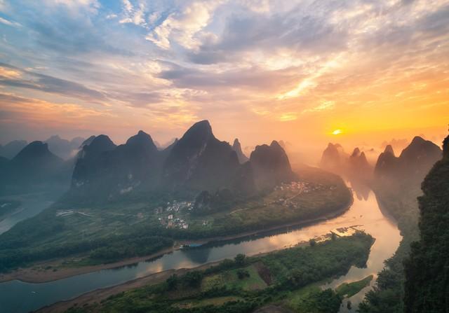 我国夏天十大避暑圣地（中国国内十大避暑胜地）