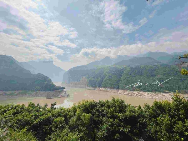 10元背面的风景是哪里，就在重庆市的这个县
