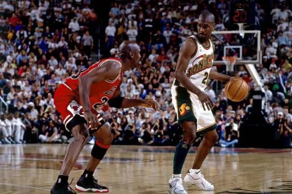 nba历史十大控卫（NBA实力最强的十大控球后卫）