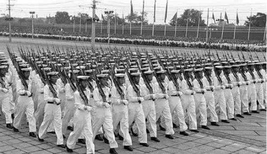 中国阅兵几年举行一次，我国共阅兵了几次