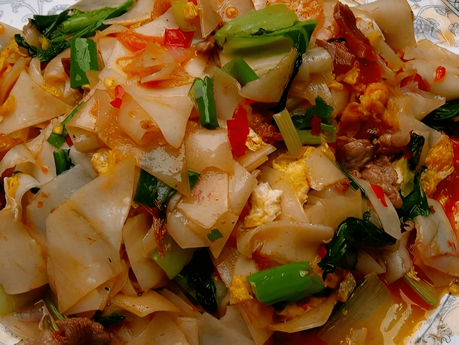 云南十大美食小吃（来云南一定要吃的十大特色美食小吃）