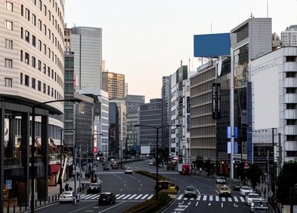 世界上最大的城市是哪个城市？（东京是地球上最大的城市）