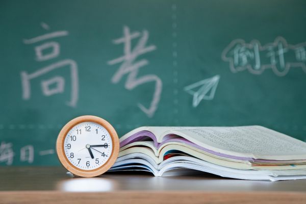 春季高考和夏季高考有什么区别，只能选择一个吗