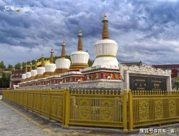 青海旅游必去十大景点（青海十大热门旅游景点推荐）