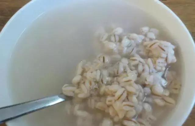 西宁必吃的十大美食（来西宁必吃十大美食推荐）