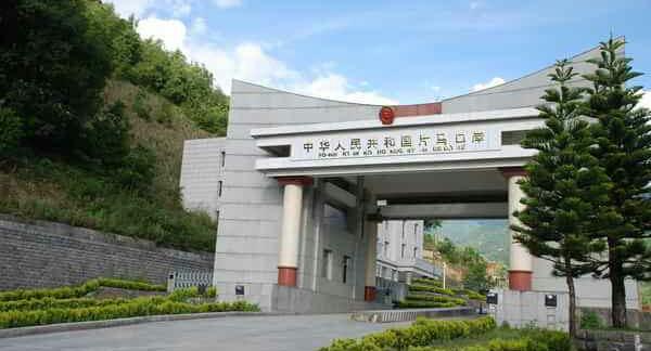 中国必须收回的十大领土，建国以来从外国手中收回的十大领土