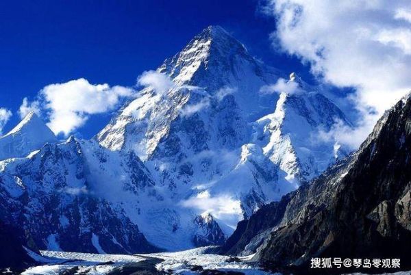 世界十大最高山峰（世界最高的山峰TOP前十名）