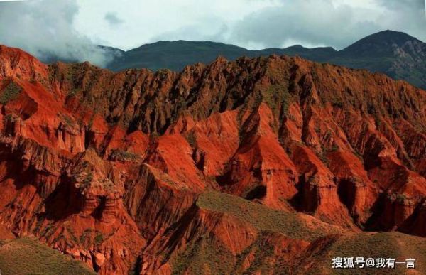 青海旅游必去十大景点（青海十大热门旅游景点推荐）