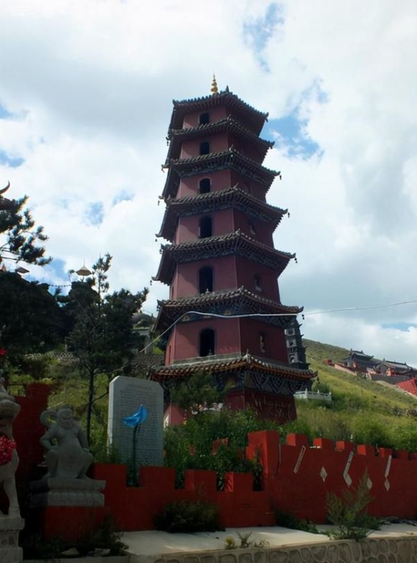 乌兰察布有什么好玩的景点（乌兰察布十大必去旅游景点推荐）