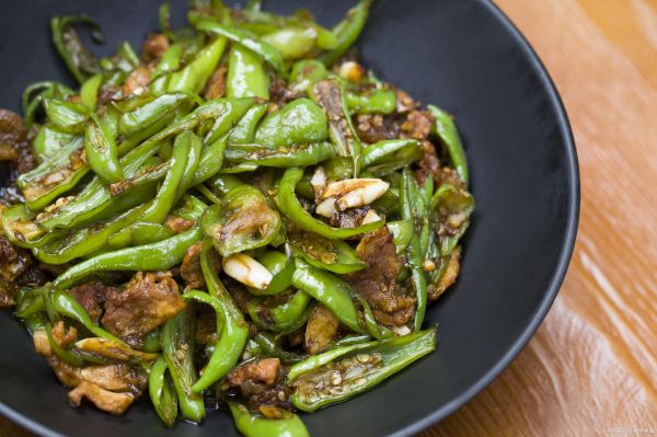 十大湘菜排名（湖南出名的10道经典湘菜）