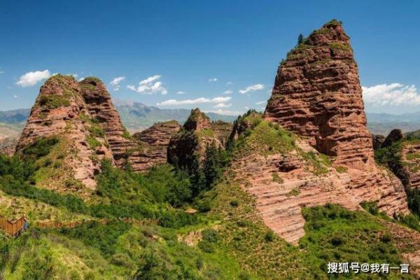 青海旅游必去十大景点（青海十大热门旅游景点推荐）