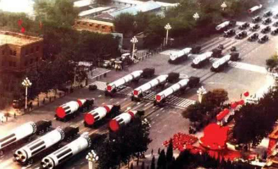 中国阅兵几年举行一次，我国共阅兵了几次