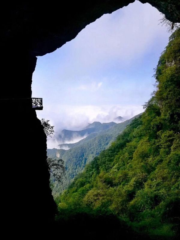重庆旅游景点排行榜前十名（重庆十大最好玩的景点）