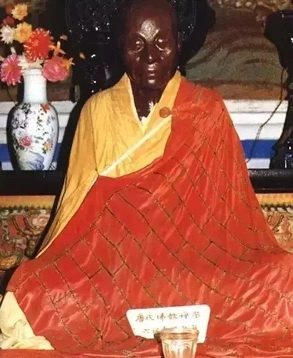 中国的肉身菩萨有哪些（中国十大肉身菩萨图像）
