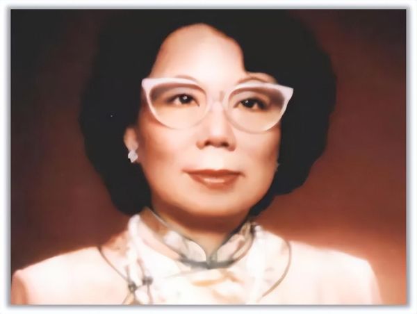香港庄明月楼灵异事件（揭秘庄月明楼背后的故事）