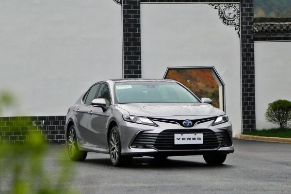 全国销量最好的十大汽车排名（2022汽车销量排行榜前十名品牌）