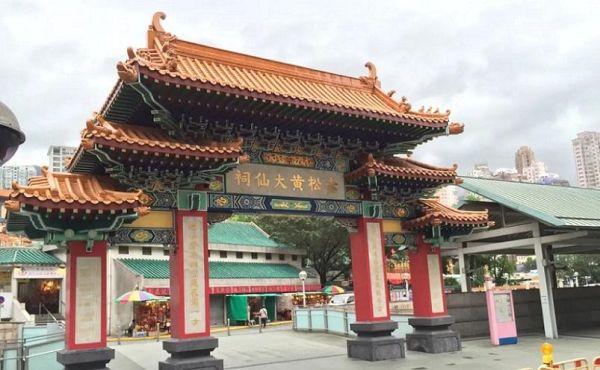 香港十大著名景点（香港旅游必去十大景点推荐）