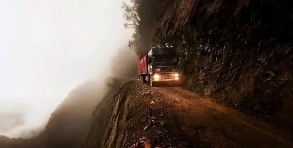 世界十大危险道路（世界上最危险的10条公路）