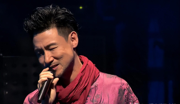华语乐坛十大男歌手排行（这10位都是华语乐坛顶级歌者）