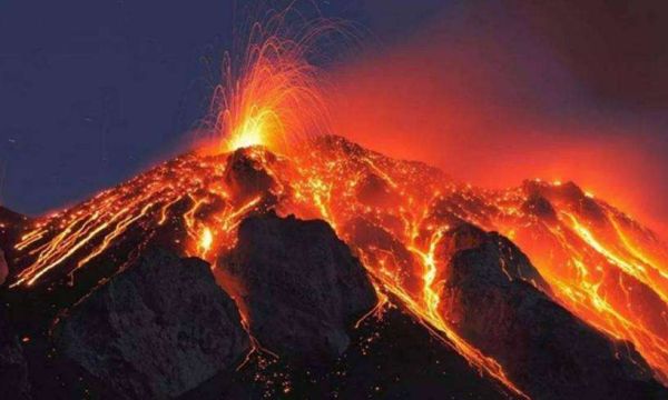 全球最恐怖的超级火山（被称为火药桶）