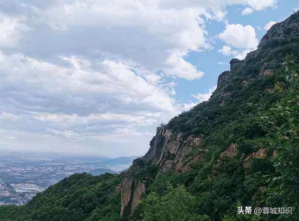 北京有什么山可以爬（北京必爬的十大山）