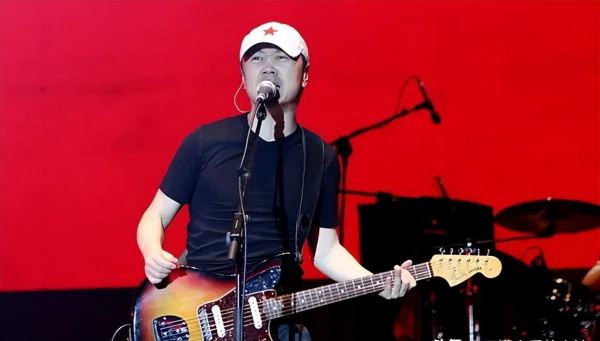 华语乐坛十大男歌手排行（这10位都是华语乐坛顶级歌者）