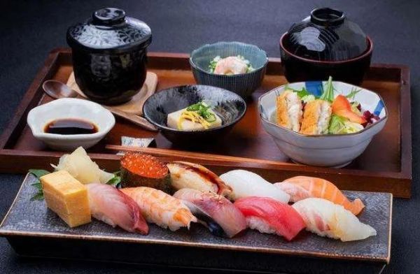 世界十大顶级美食（10种最受欢迎的美食）