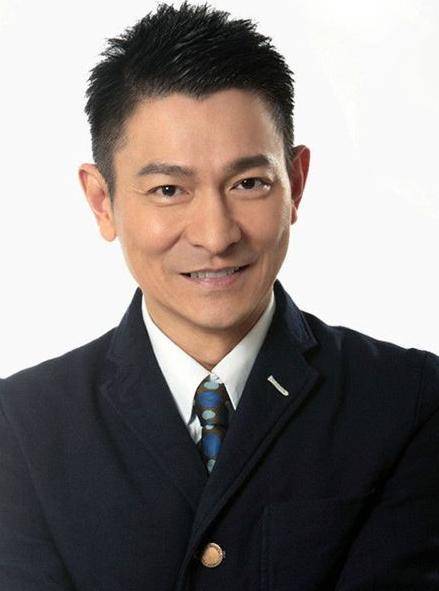 华语乐坛十大顶级歌手巨星（华语乐坛10位最具影响力歌手）