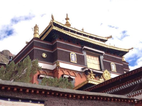 西藏十大著名景点（西藏景点排行榜前十名）