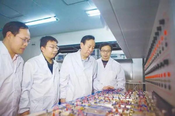 教育界感动中国十大人物（10位老师获评全国教书育人楷模）