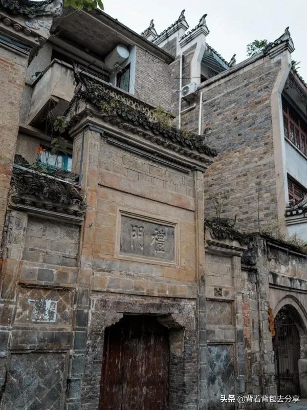 贵州旅游十大景点排名（盘点贵州十大著名景点）