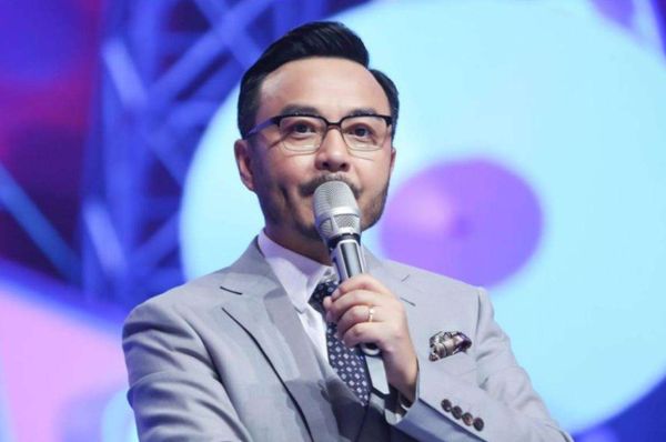 赵露思个人资料（赵露思凭什么出道就女一）