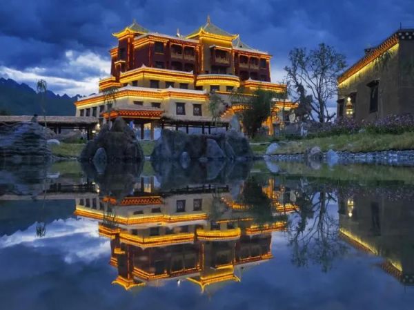 四川甘孜十大旅游景点(四川甘孜州旅游景点有哪些)