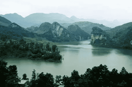 贵州旅游十大景点排名,最值得必去的10个旅游景点推荐