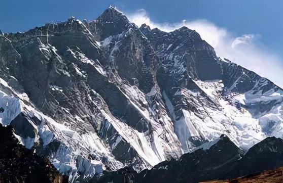 世界十大山峰(世界上最高的十座山峰)