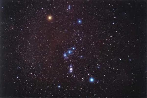 宇宙最大星球十大排名（宇宙最大的10个星系）