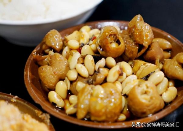 来重庆必吃的十大美食(重庆10大特色美食小吃)