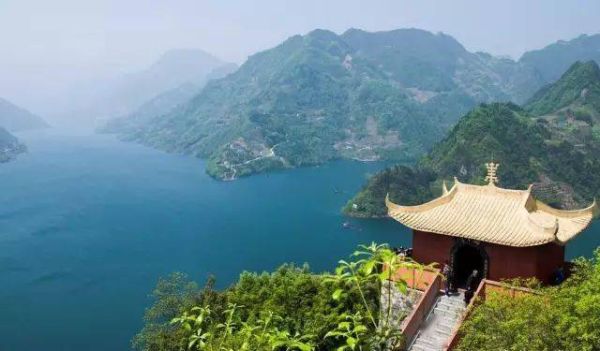 湖北旅游十大必去景区（10个必去十大景点推荐）